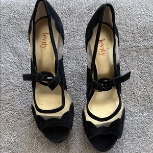 Levity Elegant Black Heels with Bow Accent